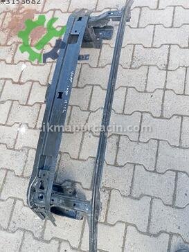 Volkswagen Taigo Ön Tampon Demiri çıkma parça
