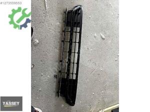 Çıkma Volkswagen Polo Tampon Izgarası
