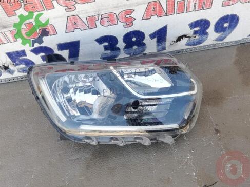 Dacia Duster Sağ Ön Far çıkma parça