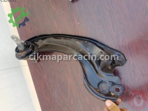 Honda Civic Salıncak (Alt Tabla) çıkma parça