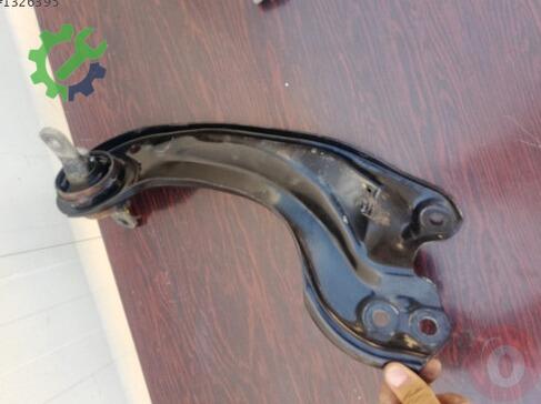 Honda Civic Salıncak (Alt Tabla) çıkma parça