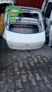 2018 Skoda Octavia bagaj kapağı çıkma