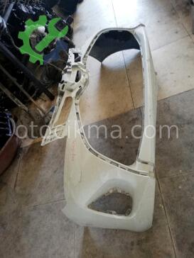 Toyota Auris Ön Tampon çıkma parça