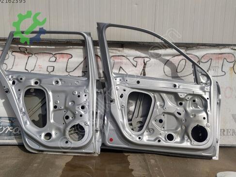 Skoda Kamiq Sol Ön Kapı çıkma parça