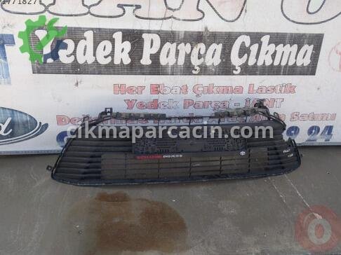 Toyota Corolla Tampon Izgarası çıkma parça