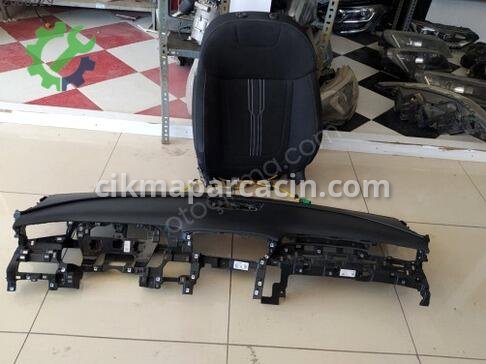 Hyundai Tucson Sağ Ön Koltuk çıkma parça