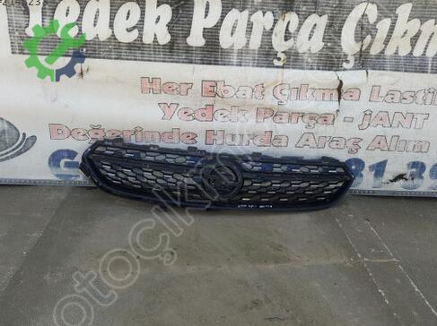 Opel Corsa Ön Panjur çıkma parça