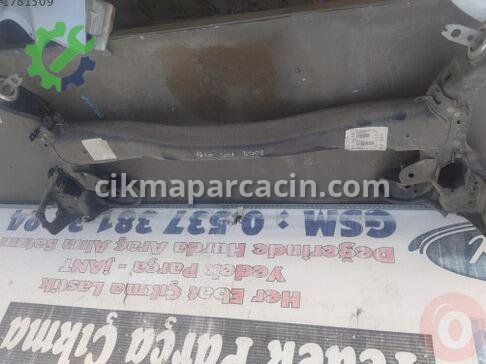 Peugeot 3008 Arka Dingil çıkma parça