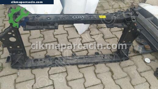 Renault Clio Ön Panel çıkma parça
