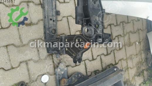 Renault Clio Ön Panel çıkma parça
