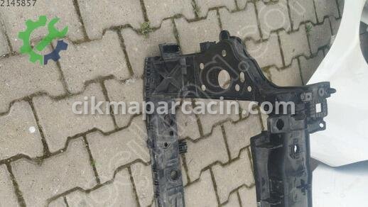 Renault Clio Ön Panel çıkma parça