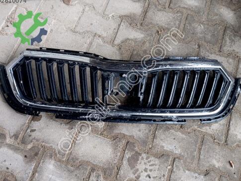 Skoda Octavia Ön Panjur çıkma parça