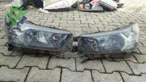 2019 2022 Toyota Hilux sag sol far