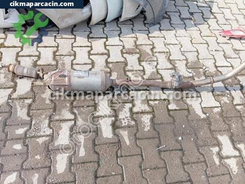 Renault Express Egzoz çıkma parça