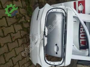 2019 2023 Dacia Sandero arka bagaj kapağı