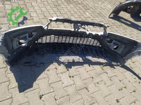 Dacia Sandero Ön Tampon çıkma parça