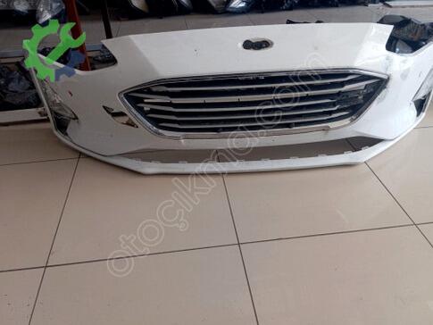 Ford Focus Ön Tampon çıkma parça