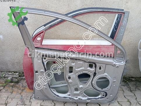 Hyundai Bayon Sol Ön Kapı çıkma parça