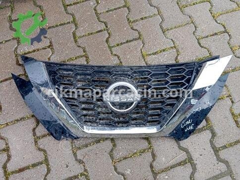 Nissan Juke Ön Panjur çıkma parça