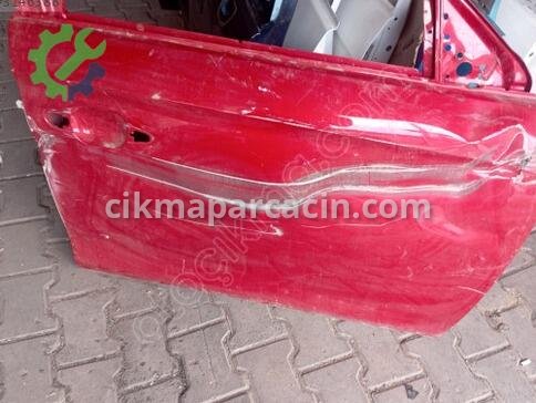 Opel Corsa Sağ Ön Kapı çıkma parça