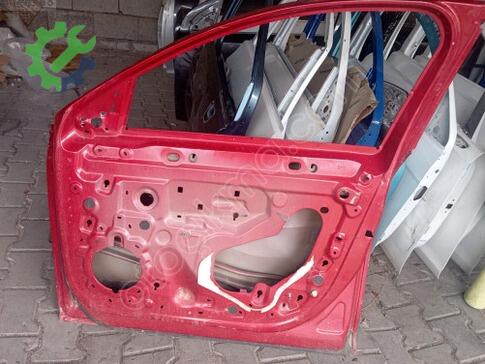 Opel Corsa Sağ Ön Kapı çıkma parça