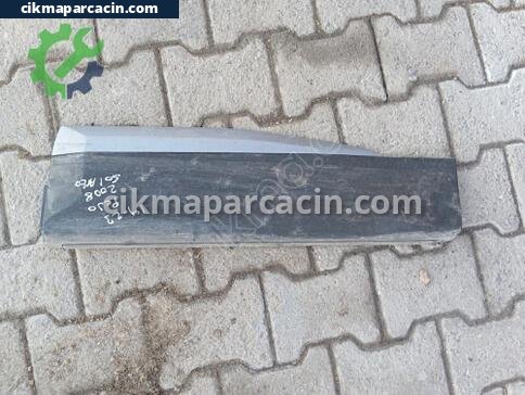 Peugeot 2008 Kapı Çıtası çıkma parça