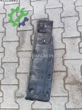 Peugeot 2008 Kapı Çıtası çıkma parça