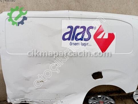 Peugeot Rifter Sol Arka Çamurluk çıkma parça