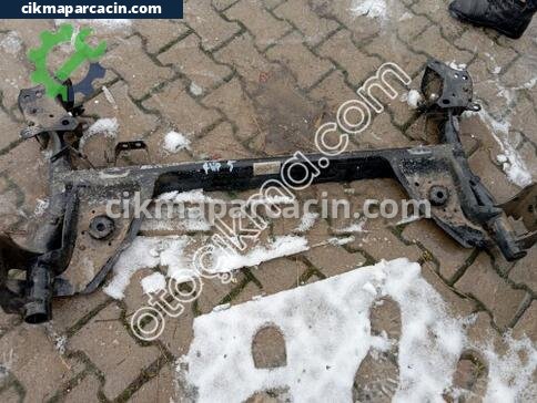 Renault Clio Arka Dingil çıkma parça