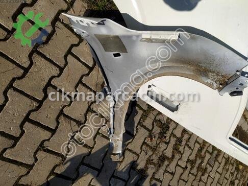 Renault Express Sol Ön Çamurluk çıkma parça