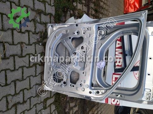 Renault Express Sol Ön Kapı çıkma parça
