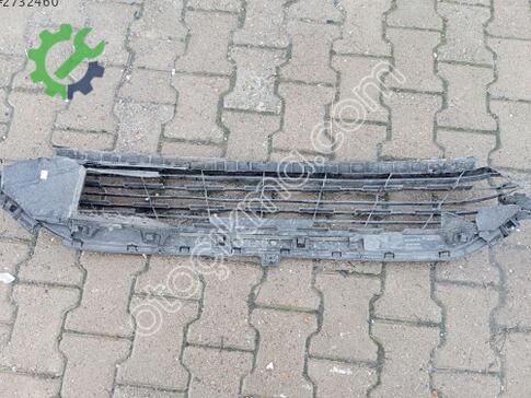 Renault Taliant Tampon Izgarası çıkma parça