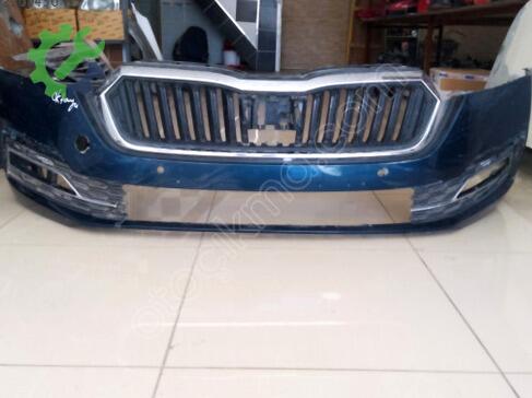 Skoda Octavia Ön Tampon çıkma parça