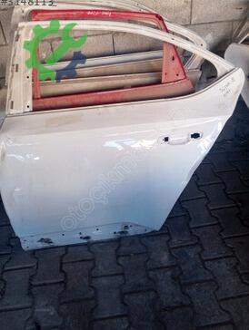 Skoda Superb Sol Arka Kapı çıkma parça