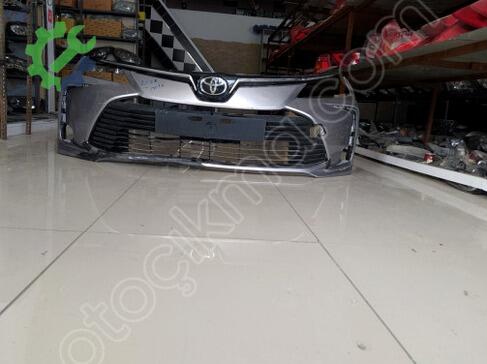 Toyota Corolla Ön Tampon çıkma parça
