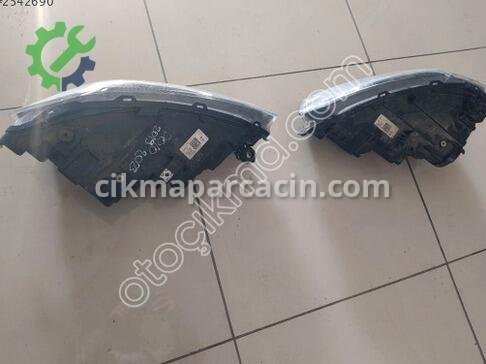 Volkswagen Polo Sağ Ön Far çıkma parça