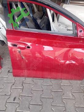 Hyundai Bayon Sağ Ön Kapı çıkma parça