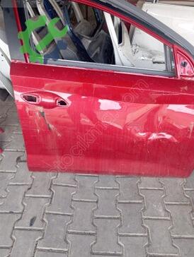 Hyundai Bayon Sağ Ön Kapı çıkma parça