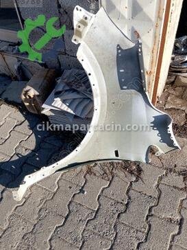 Opel Mokka Sağ Ön Çamurluk çıkma parça