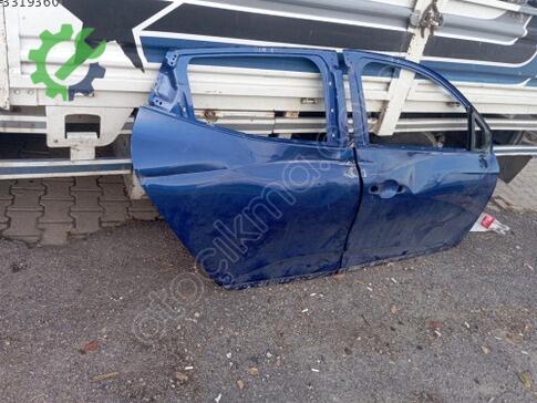 Renault Clio Sağ Ön Kapı çıkma parça