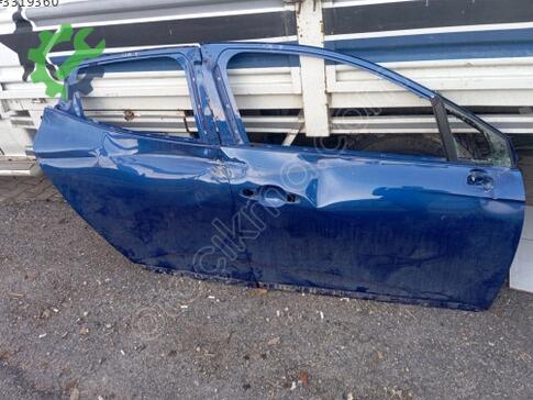 Renault Clio Sağ Ön Kapı çıkma parça