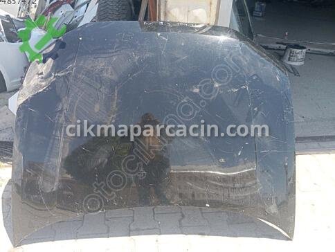 Audi Q3 Kaput çıkma parça