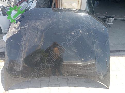 Audi Q3 Kaput çıkma parça