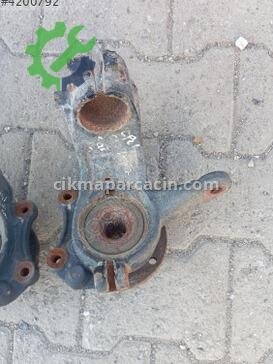 Opel Crossland Sağ Ön Taşıyıcı çıkma parça