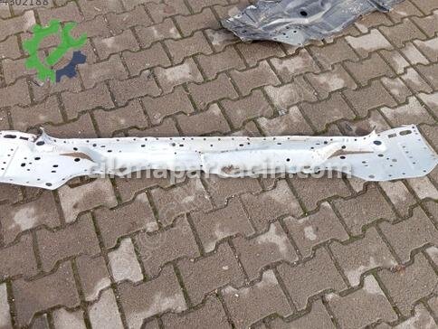 Peugeot Rifter Arka Panel çıkma parça