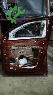 Peugeot 5008 Sol Ön Kapı çıkma parça