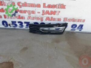 2019 skoda süper B sağ ön sis kapağı