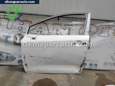 Toyota Corolla Sol Ön Kapı çıkma parça