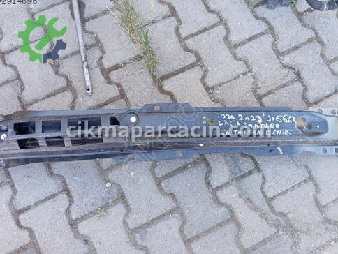 Dacia Jogger Ön Tampon Demiri çıkma parça