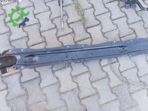 Dacia Jogger Ön Tampon Demiri çıkma parça
